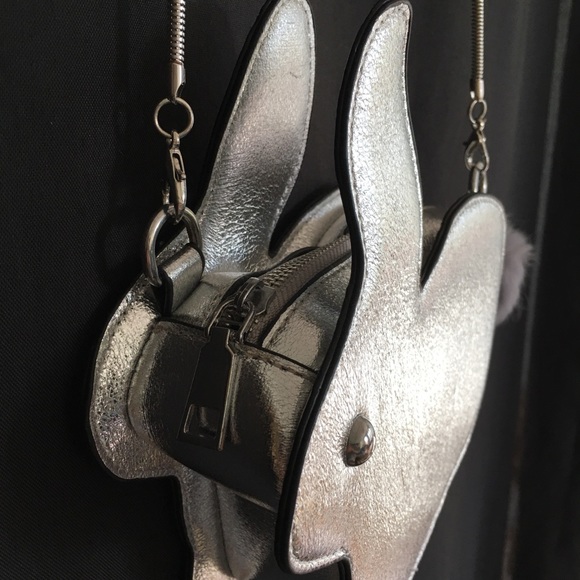 BUNNY Bag in SILVER metallic fur tail NEW - Picture 6 of 6
